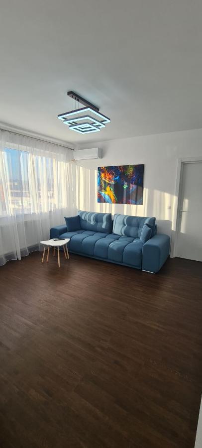Belvedere Delux Apartment Дева Екстериор снимка