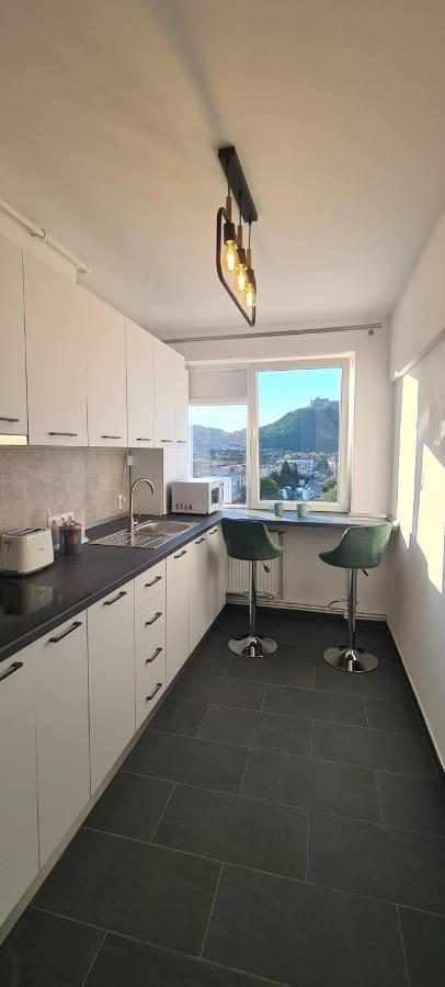 Belvedere Delux Apartment Дева Екстериор снимка