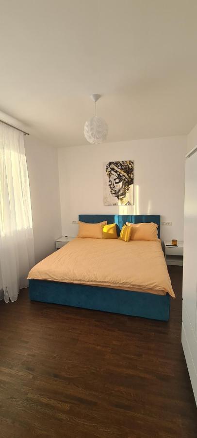 Belvedere Delux Apartment Дева Екстериор снимка