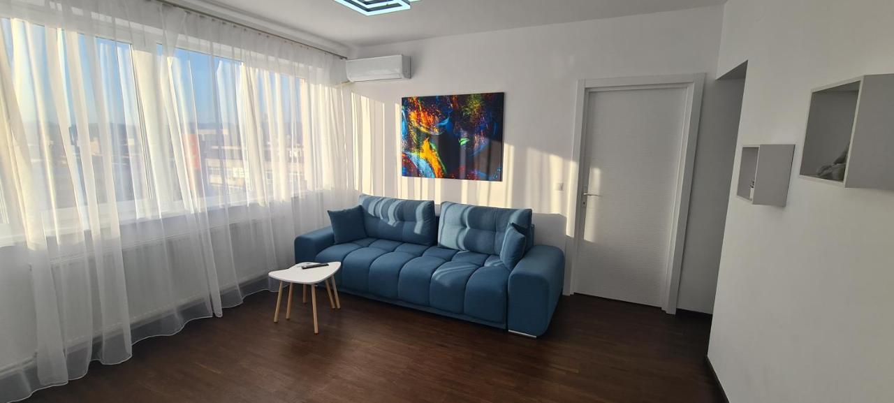Belvedere Delux Apartment Дева Екстериор снимка