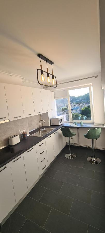 Belvedere Delux Apartment Дева Екстериор снимка